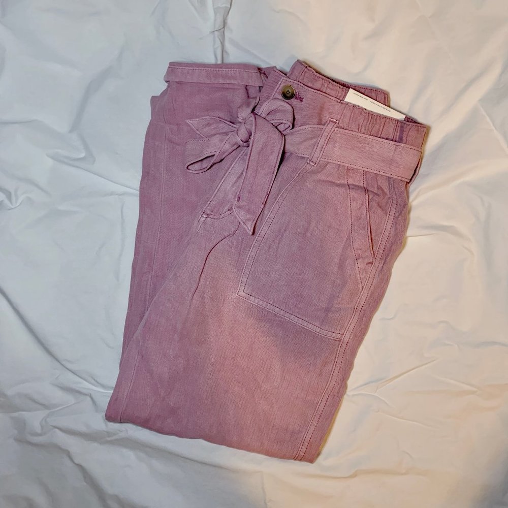 AE Pink tapered pants